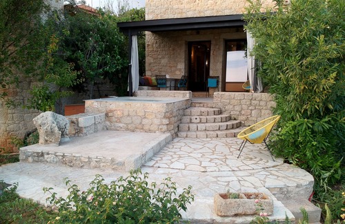 Stoupa Casa | Enjoy the seaside living in a centraly located, pretty sea view house