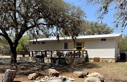 Rio Frio Casa | Enjoy the stars and seclusion at Hidden Creek Cabin