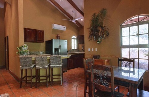 Tarcoles Casa | Disfrute de 1-7 casas en una finca privada