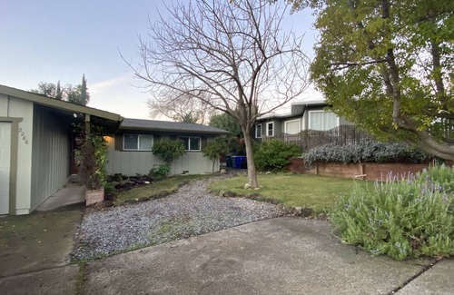 Greenwood Casa | Enjoy watching the sunrise over Lassen peak!