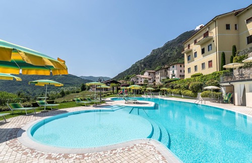 Vesio Casa | Alojamiento de 2 habitaciones en Vesio di Tremosine d G