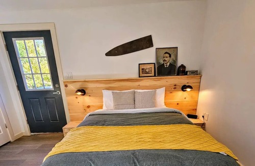 Mountain Dale Cabina | Enjoy Your Amazing Catskills Retreat at Foxtrot 1!