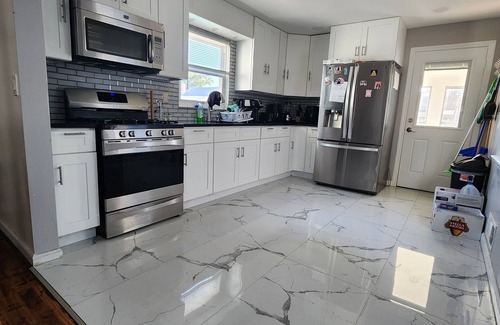 Cranford Casa | Enjoy your stay in a quiet neighborhood Pet friendly