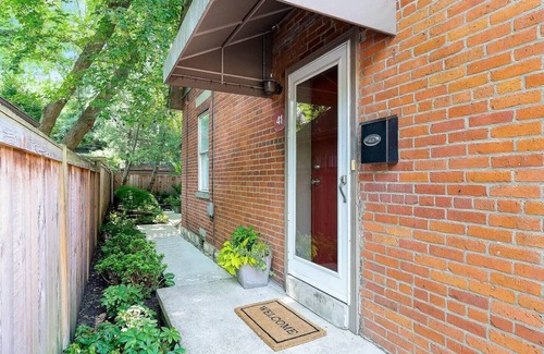 Columbus Apartamento | Enjoy your stay in this cozy, newly renovated condo in the heart of German Village