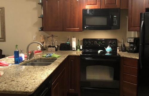 Lago Vista Condominio | Disfrute de sus maravillosas vacaciones en Lakeside Escape
