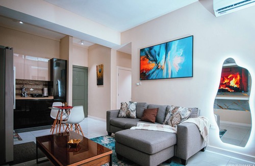 Saint Andrew Apartamento | Enjoyable apartment with AC in Kingston Near US Embassy