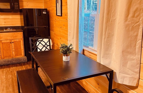 Carrabassett Valley Cabina | Enjoyable Green cabin at Carrabassett Valley town line and Kingfield