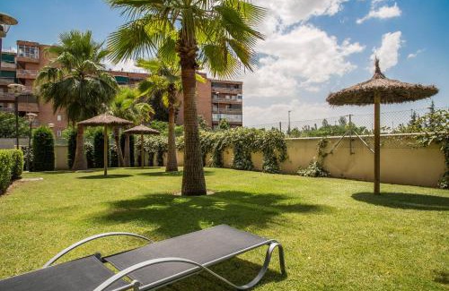 Figares Apartamento | EnjoyGranada LUJO Piscina y Parking