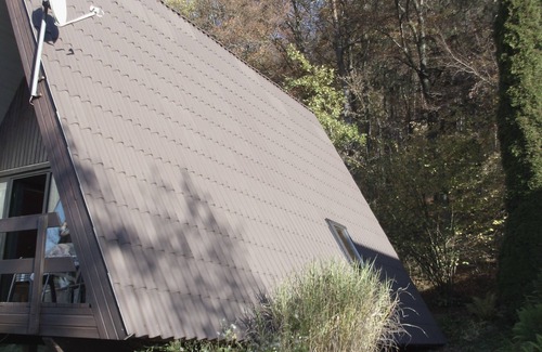 Kinding Casa | Disfrute de la naturaleza: Casa de vacaciones Kratzmühlsee am Wald, soleado, con vista panorámica, lago para nadar
