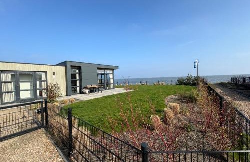 Enkhuizen Casa | Enkhuizer Strand Chalet Meeresrauschen Erste Reihe mit Zaun Haus Nr 249
