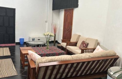 Limuru Cama Y Desayuno | Enkishon Suites - 9