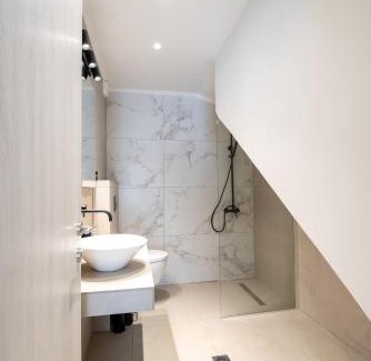 Patras Apartamento | Ennea suites-Space suite
