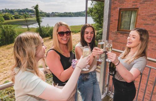 Enniskillen Apartamento | Enniskillen Watersedge Apartments