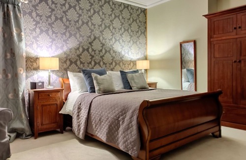 Bossington Cama Y Desayuno | Ensuite B&B superking room with private access