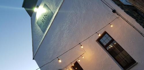 Rhosgoch Cama Y Desayuno | Ensuite Bed And Breakfast Rooms At The Ring Pub