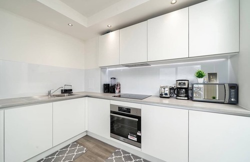 Royal Docks Apartamento | Ensuite Room | Prime Spot Near O2 & Canary Wharf