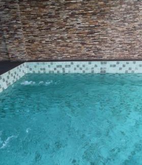 Madina Apartamento | Ensuite studios luxury apartment Pool and balcony