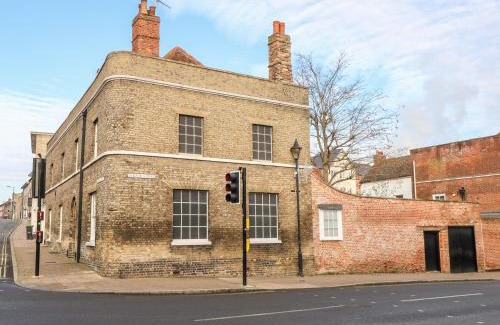 Bury St Edmunds Casa | Enterprise House