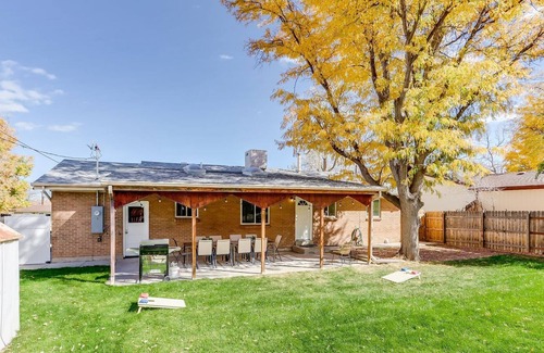 Arvada Plaza Area Casa | Entertainment & Comfort Near Arvada & RedRocks