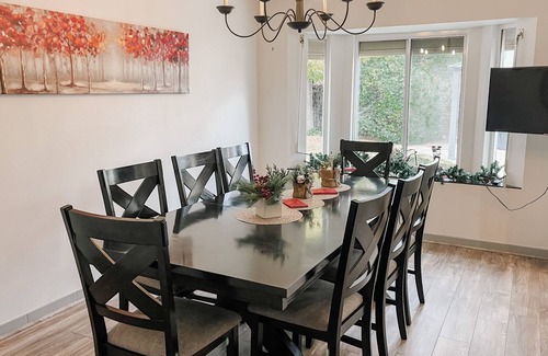 Chinatown Villa | *Entertainment Villa* 5MIN to strip HTD pool jacuzzi