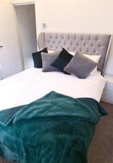 Riverside Apartamento | Entire 2 Bed Flat on 3rd floor near City Centre & Stadium