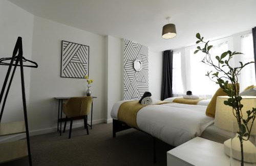 Colchester Apartamento | Entire 2-Bedroom Apartment in the bustling City Centre WIFI TRAIN & BUS STATION