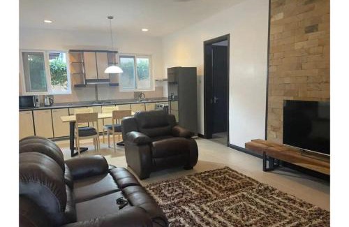 Masaki Apartamento | Entire 2 bedroom house with free wifi in Masaki