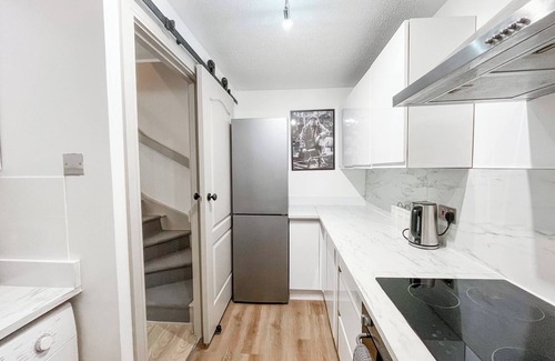 Barnet Casa | Casa completa de 2 habitaciones a 7 m de la estación
