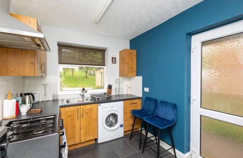 Seacroft Casa | Entire 2beds home, Leeds14, United Kingdom