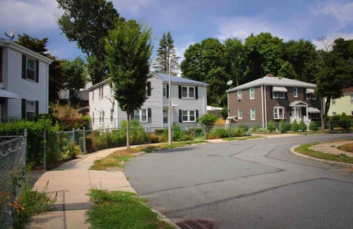 Southern Mattapan Apartamento | ENTIRE 2BR APARTMENT IN A NICE QUIET NEIGHBORHOOD!
