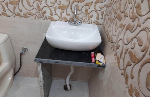 Vaishali Apartamento | Apartamento completo de 3 dormitorios cerca de la estación de metro Vaishali