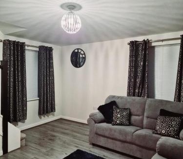 Wigan Casa | Entire 3 bedroom luxurious house, Wigan , Manchester