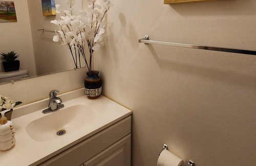 North Potomac Casa | Entire 3-BR house