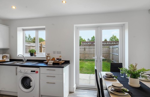 St Helens Casa | Entire 3Bdr House at St Helens Near Haydock Park Racecourse, Free Parking