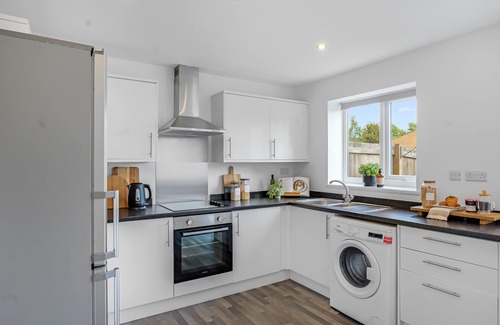 St Helens Casa | Entire 3Bdr House at St Helens Near Haydock Park Racecourse, Free Parking