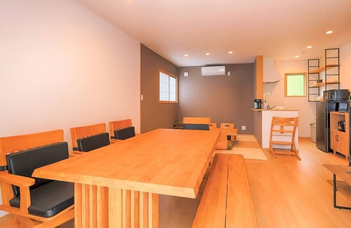 Fujiyoshida Casa | Entire 3LDK reserved View of Mt Fuji Built in 2020 with kitchen utensils B Ajisai / Fujiyoshida Yamanashi