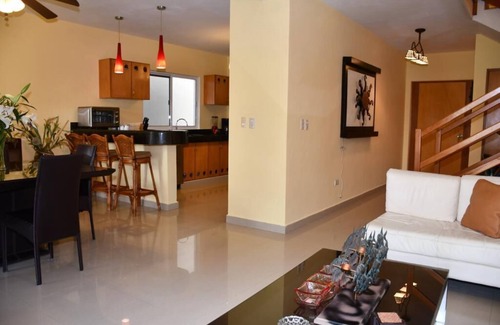 Villa Juarez Villa | 3 bedroom villa with pool onsite close to the beach