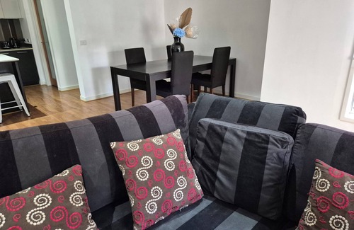Werribee Casa | Entire 4 bedroom house in Melbourne