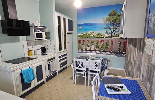Ensues-la-Redonne Apartamento | Apartamento entero a 200 metros del mar.