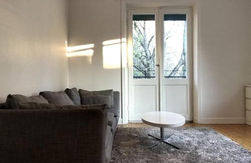 Enskede Gard Apartamento | Entire Apartment Stockholm