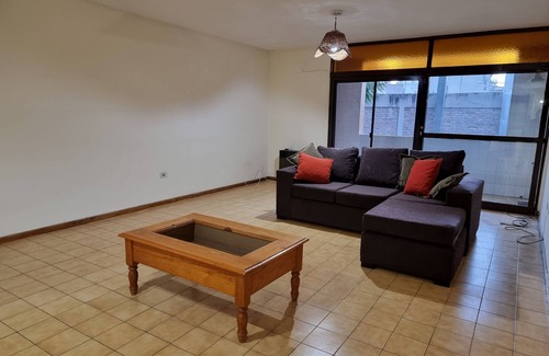 Mendoza Apartamento | Piso completo muy amplio y luminoso a minutos del centro de Mendoza.