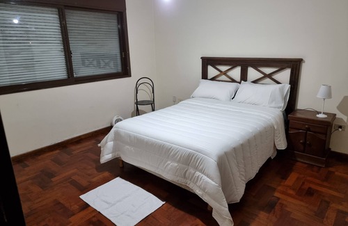 Mendoza Apartamento | Piso completo muy amplio y luminoso a minutos del centro de Mendoza.