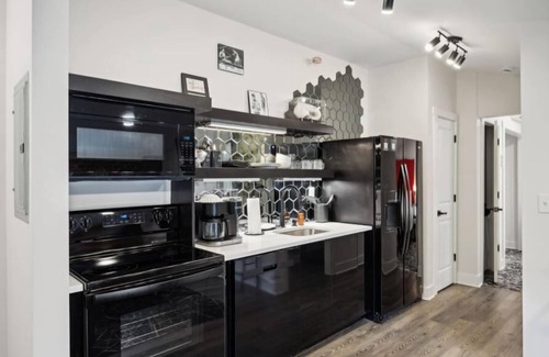 Jackson Hotel | Entire Boutique Hotel | 8 Suites