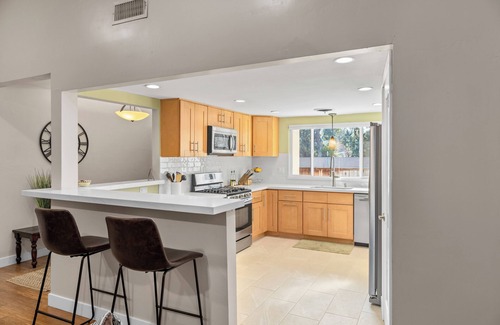 Greenacres Condominio | Entire condo in Bakersfield with WiFi, AC