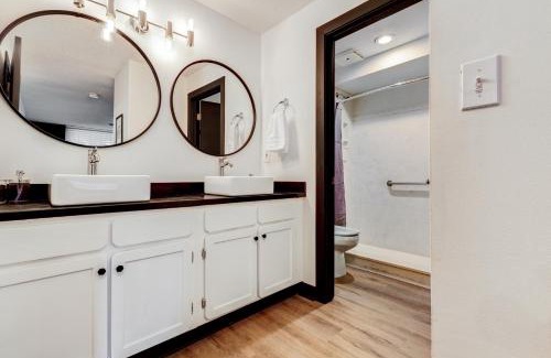 Winston - Salem Apartamento | Entire condo in downtown winston