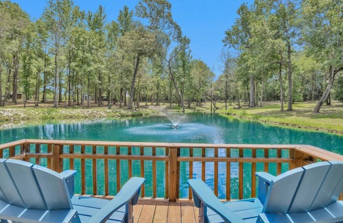 Montgomery Cabaña | Entire Cottage Getaway | Pond Fire Pit Deck