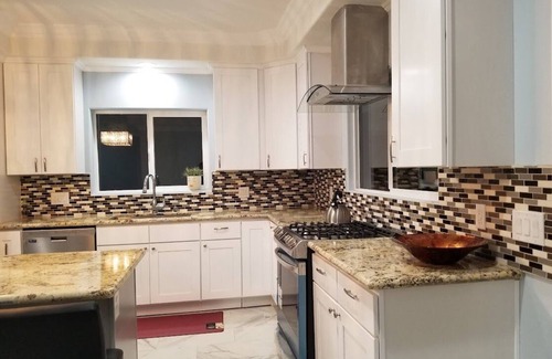 Midway City Casa | Entire Cozy Home with Enclosed Patio Near Disneyland