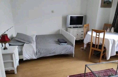 Koekelberg Apartamento | Entire cozy three bedroom apartment in Bruxelles