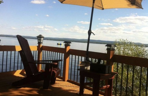 Golden Lake Casa | Entire four bedroom home with private beach and Lake Access