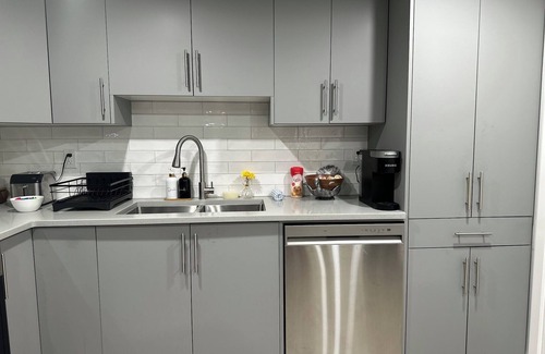 Calgary Casa | Entire guest suite in Calgary